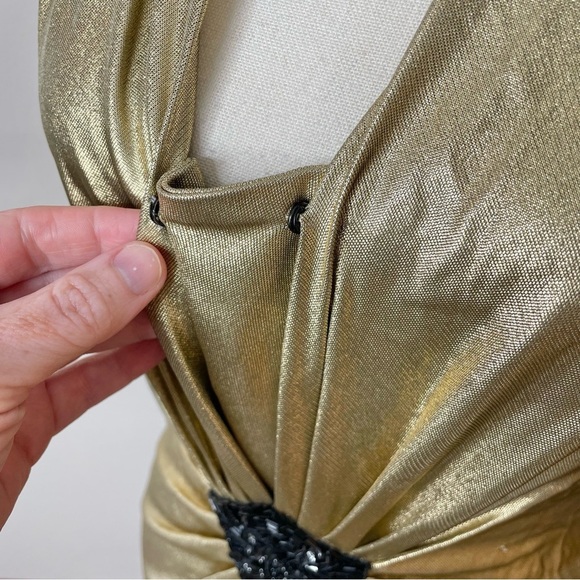 Trina Turk Liquid Gold Carrington Metallic Sequin Beaded V-Neck Dress 6 NWT - Picture 7 of 13